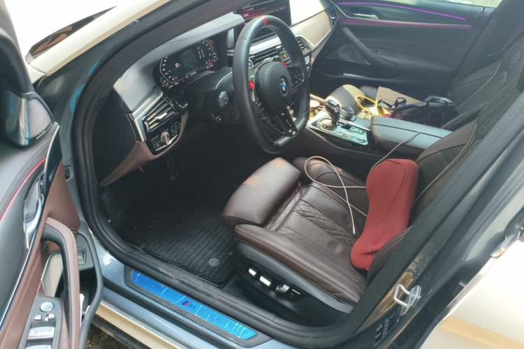 Used BMW 5 Series 2021 Restyled 540i Sport Line with M Sports Package Driver Seat