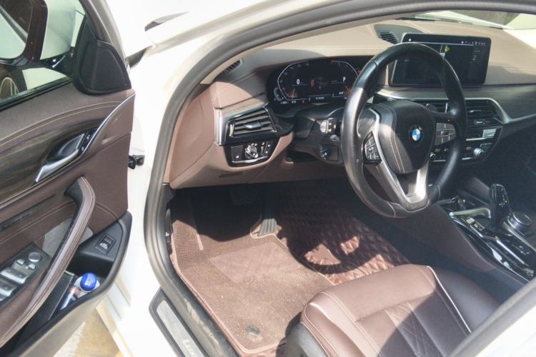 Used BMW 5 Series 2021 530Li Leading Luxury Package Driver Seat