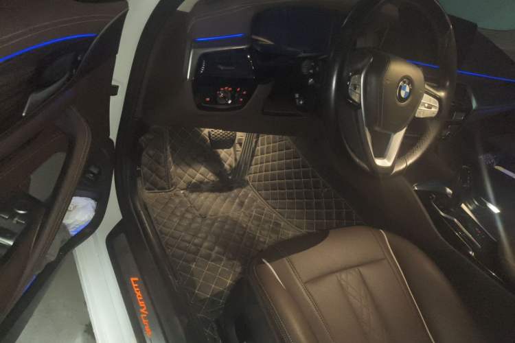 Used BMW 5 Series 2021 Updated 530Li xDrive Luxury Package Driver Seat
