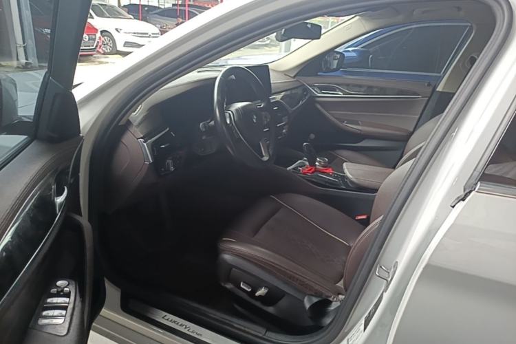 Used BMW 5 Series 2021 525Li Luxury Package Driver Seat
