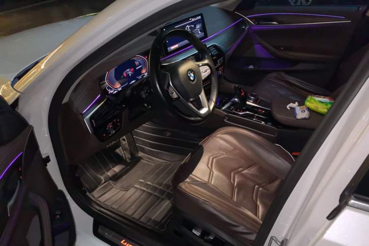 Used BMW 5 Series 2021 530Li Leading Luxury Package Driver Seat
