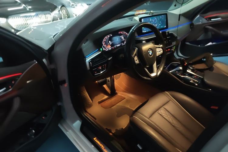 Used BMW 5 Series 2021 530Li Leading Luxury Package Driver Seat