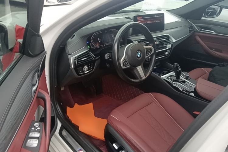 Used BMW 5 Series 2021 530Li Leading Model M Sport Package Driver Seat