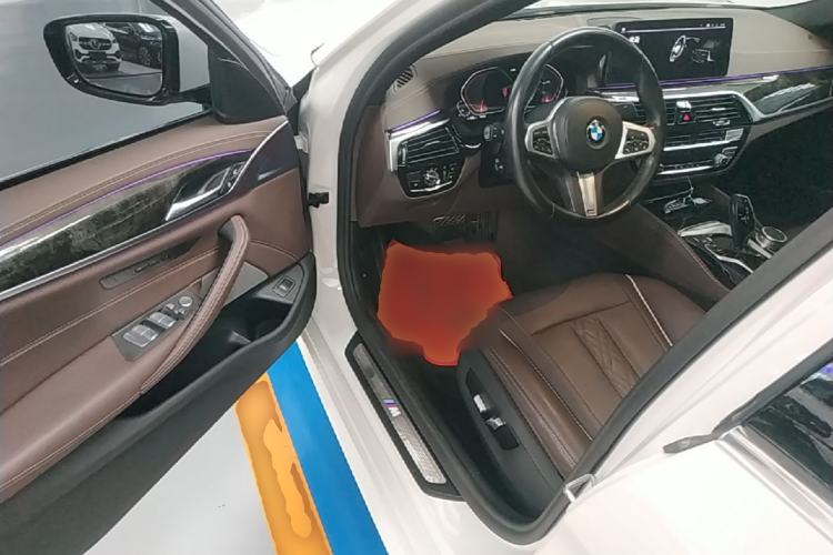 Used BMW 5 Series 2021 525Li M Sport Package Driver Seat