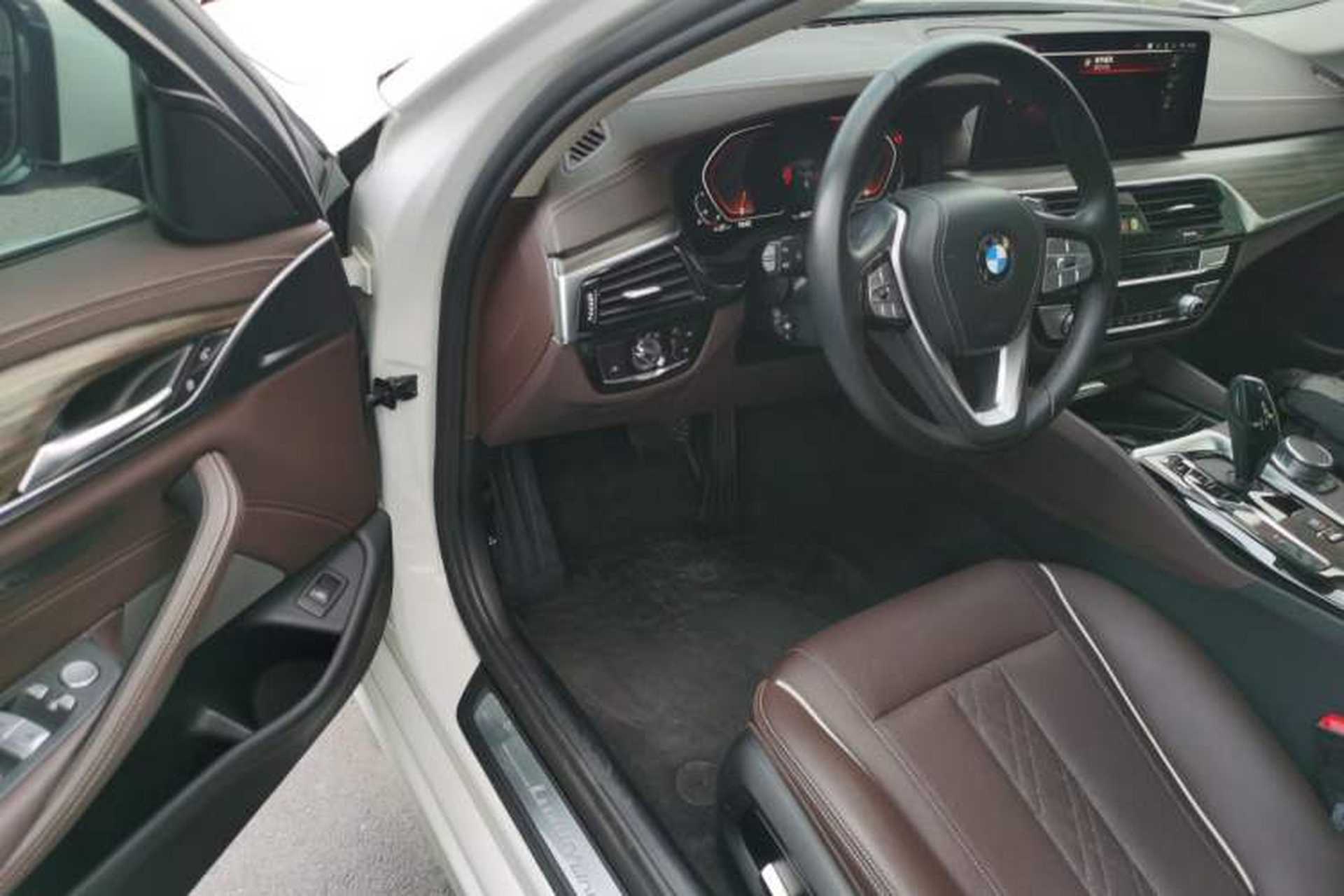 Used BMW 5 Series 2021 530Li Leading Luxury Package Driver Seat