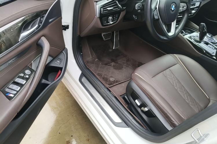 Used BMW 5 Series 2021 525Li Luxury Package Driver Seat