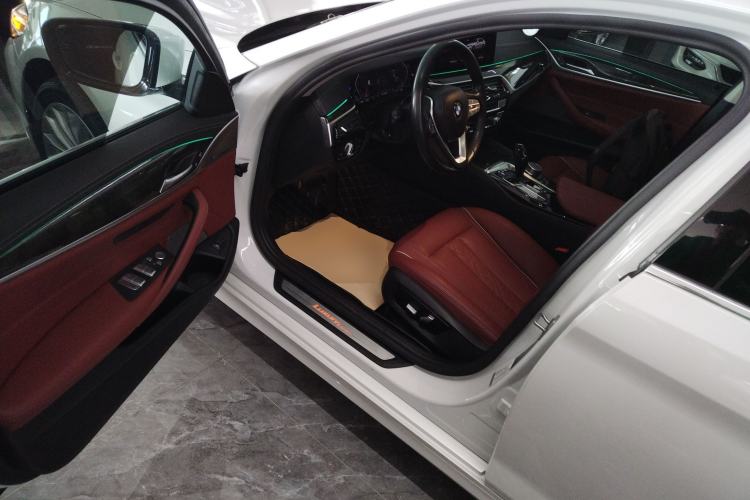 Used BMW 5 Series 2021 Updated Version 525Li Luxury Package Driver Seat