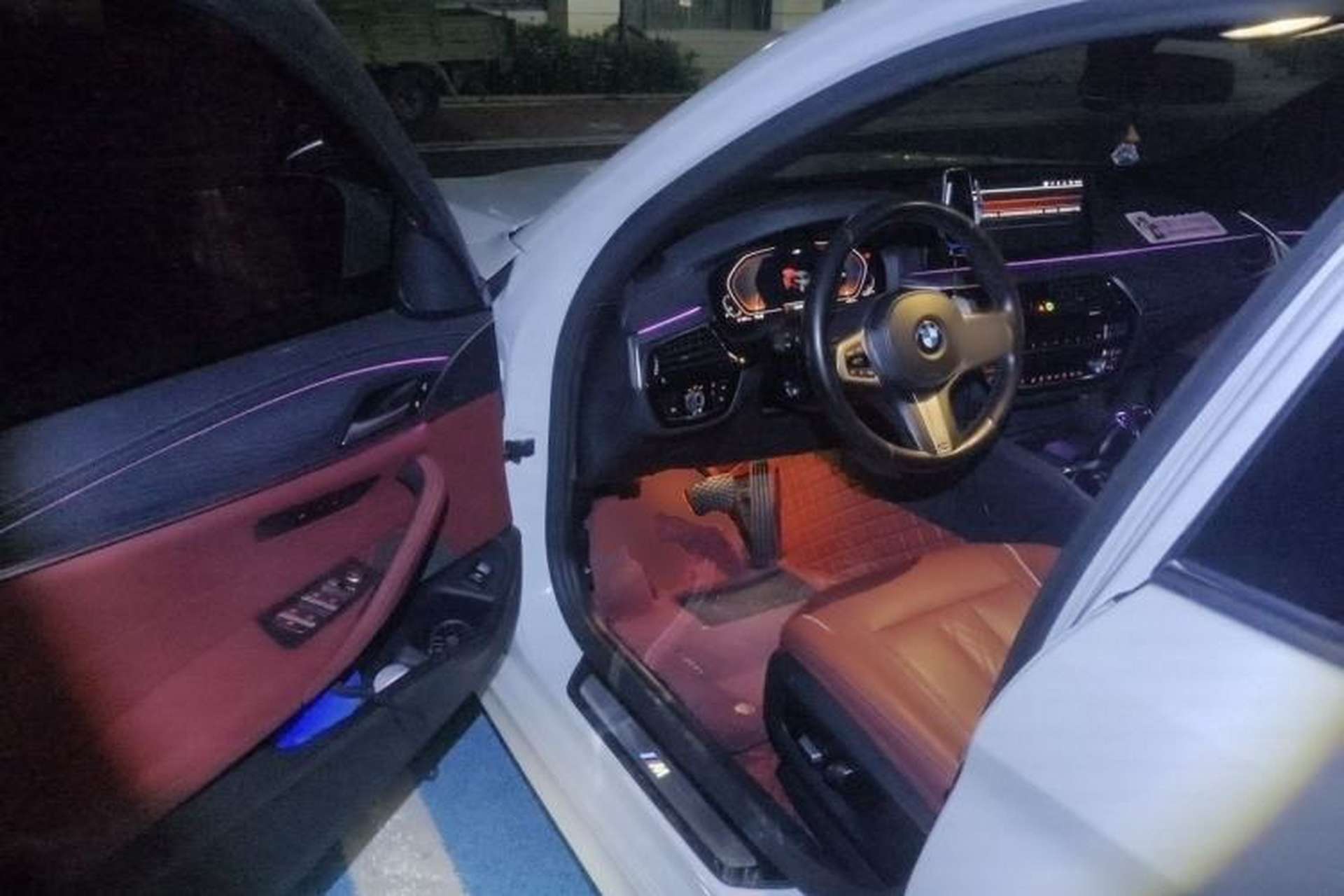 Used BMW 5 Series 2021 530Li Leading Model M Sport Package Driver Seat