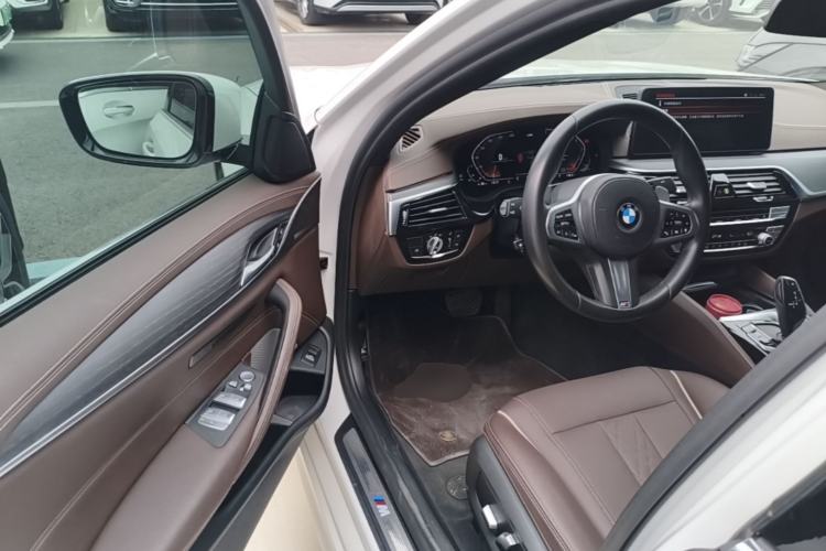 Used BMW 5 Series 2021 530Li Leading Model M Sport Package Driver Seat