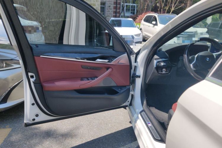 Used BMW 5 Series 2021 525Li M Sport Package Driver Seat