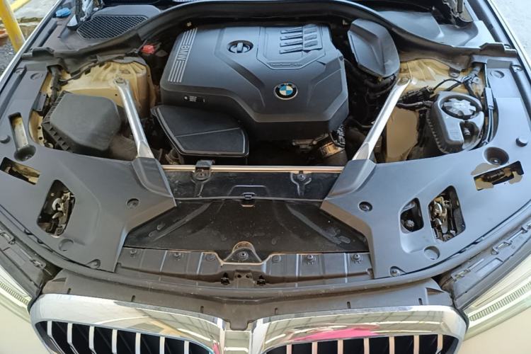 Used BMW 5 Series 2021 525i M Sport Package Engine Bay