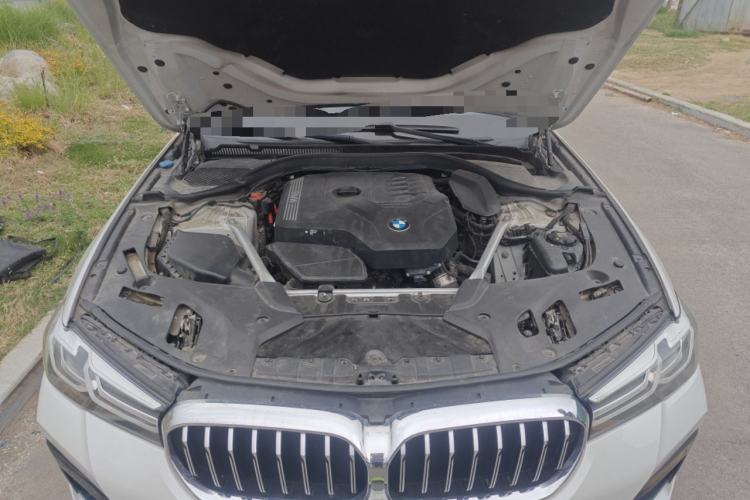 Used BMW 5 Series 2021 525Li M Sport Package Engine Bay