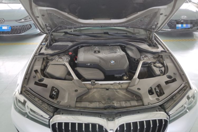 Used BMW 5 Series 2021 Updated Version 525Li Luxury Package Engine Bay