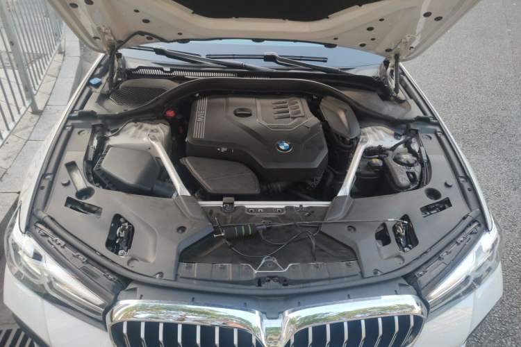 Used BMW 5 Series 2021 530Li xDrive M Sport Package Engine Bay