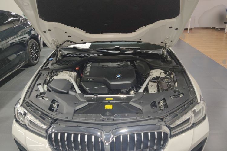 Used BMW 5 Series 2021 525i M Sport Package Engine Bay