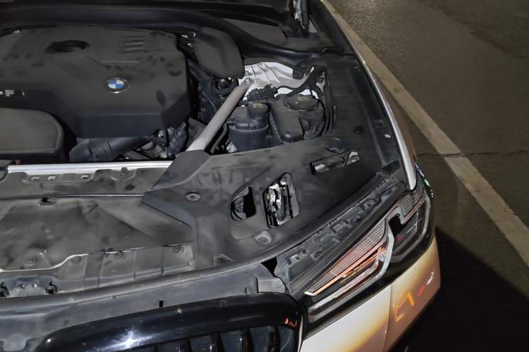 Used BMW 5 Series 2021 530Li Leading Model M Sport Package Engine Bay Left