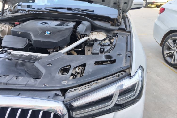 Used BMW 5 Series 2021 525Li M Sport Package Engine Bay Left