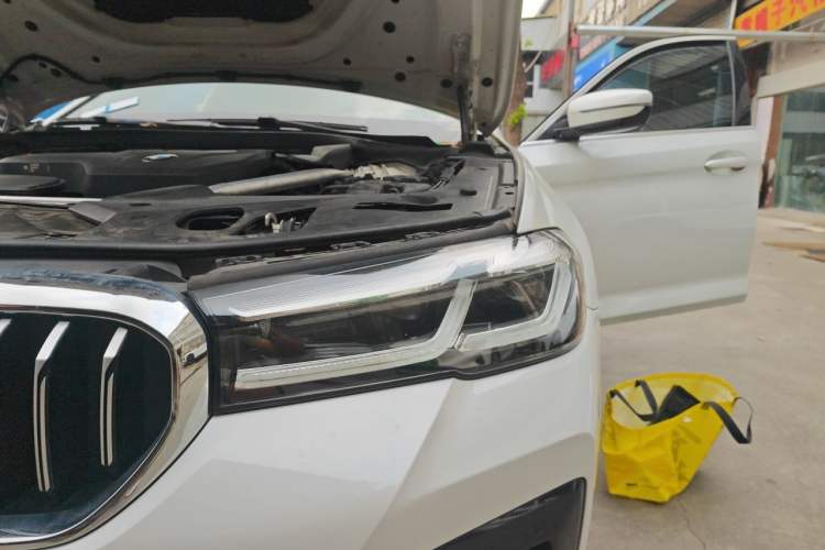 Used BMW 5 Series 2021 Facelifted 525Li M Sport Package Engine Bay Left