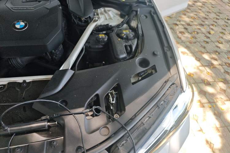 Used BMW 5 Series 2021 530Li Luxury Edition M Sport Package Engine Bay Left