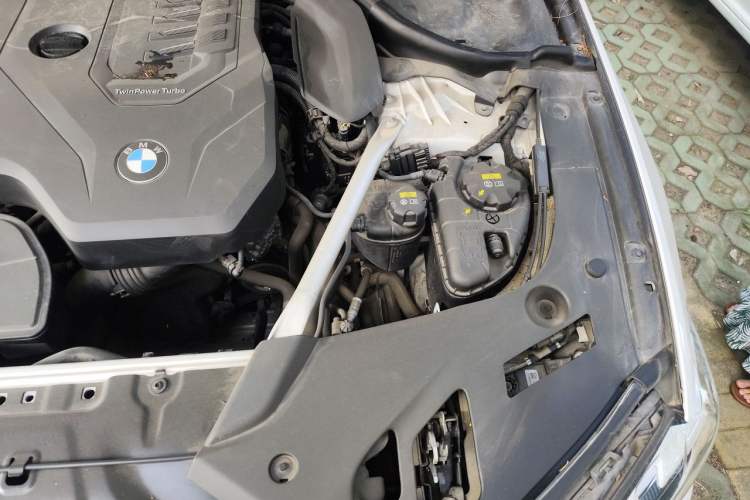 Used BMW 5 Series 2021 Restyled 530Li Leading Edition Luxury Package Engine Bay Left