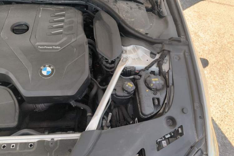 Used BMW 5 Series 2021 530Li Leading Model M Sport Package Engine Bay Left