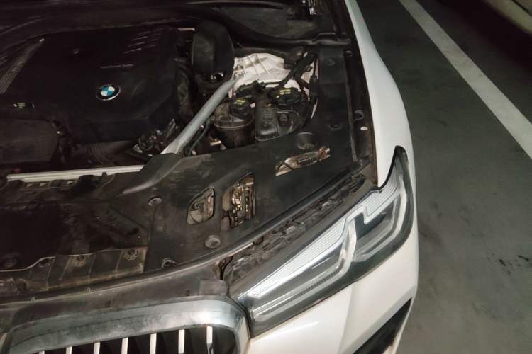 Used BMW 5 Series 2021 530Li Luxury Edition M Sport Package Engine Bay Left