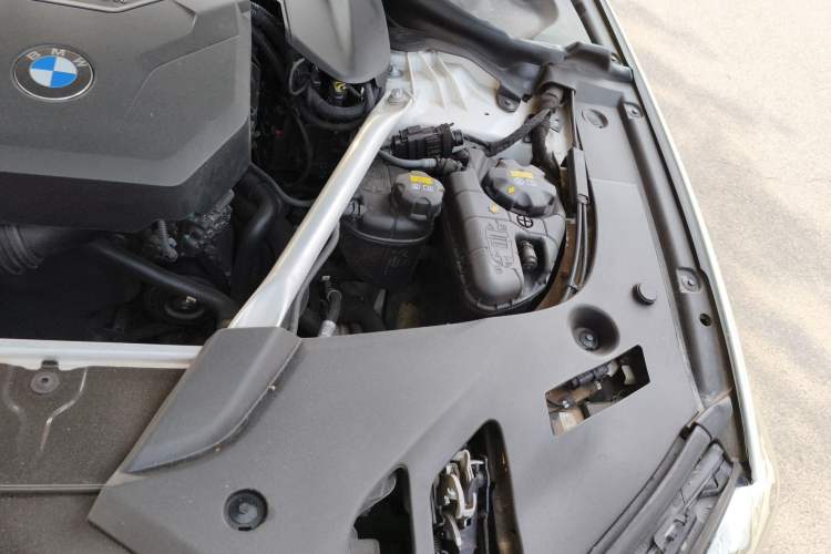 Used BMW 5 Series 2021 530Li Leading Model M Sport Package Engine Bay Left