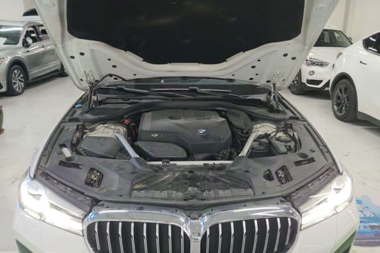 Used BMW 5 Series 2021 530Li Leading Model M Sport Package Engine Bay