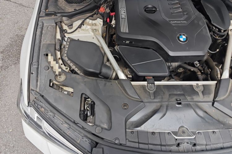 Used BMW 5 Series 2021 530i M Sport Package Engine Bay Right
