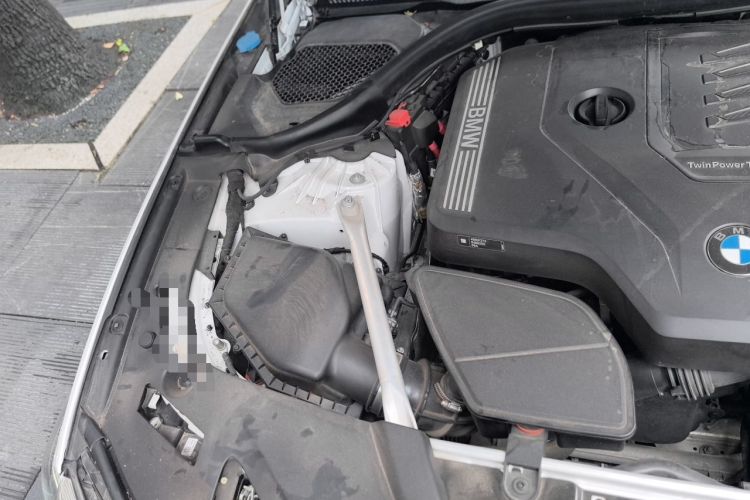 Used BMW 5 Series 2021 Facelifted 530Li Leading Edition M Sport Package Engine Bay Right