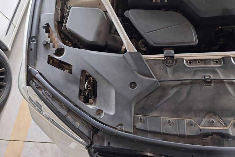 Used BMW 5 Series 2021 Facelifted 525Li M Sport Package Engine Bay Right