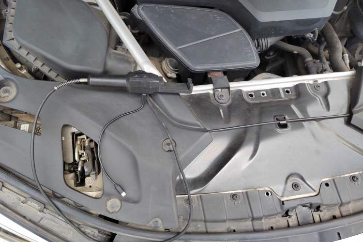 Used BMW 5 Series 2021 530Li Leading Model M Sport Package Engine Bay Right