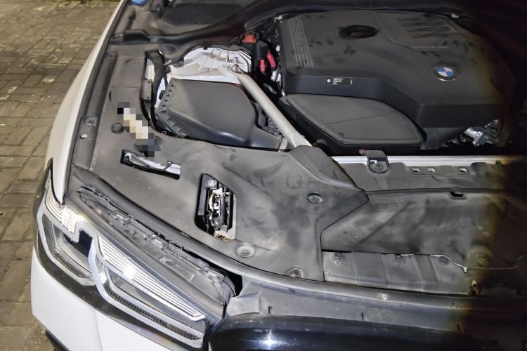 Used BMW 5 Series 2021 530Li Leading Model M Sport Package Engine Bay Right