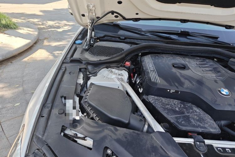 Used BMW 5 Series 2021 Restyled 530Li Leading Edition Luxury Package Engine Bay Right
