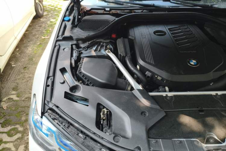 Used BMW 5 Series 2021 Restyled 540i Sport Line with M Sports Package Engine Bay Right