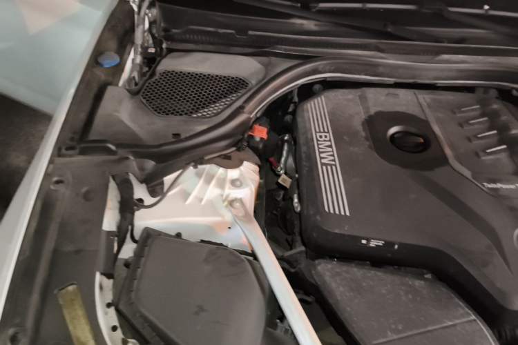 Used BMW 5 Series 2021 530Li Leading Model M Sport Package Engine Bay Right
