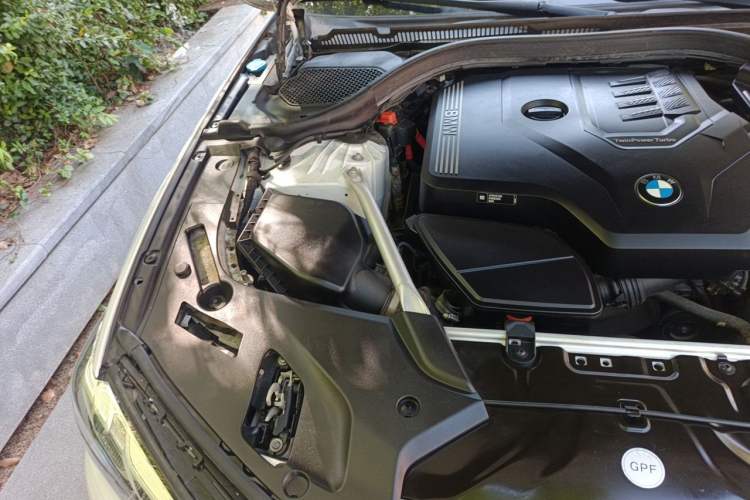 Used BMW 5 Series 2021 530Li Leading Luxury Package Engine Bay Right