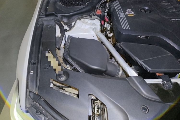 Used BMW 5 Series 2021 530Li Leading Model M Sport Package Engine Bay Right