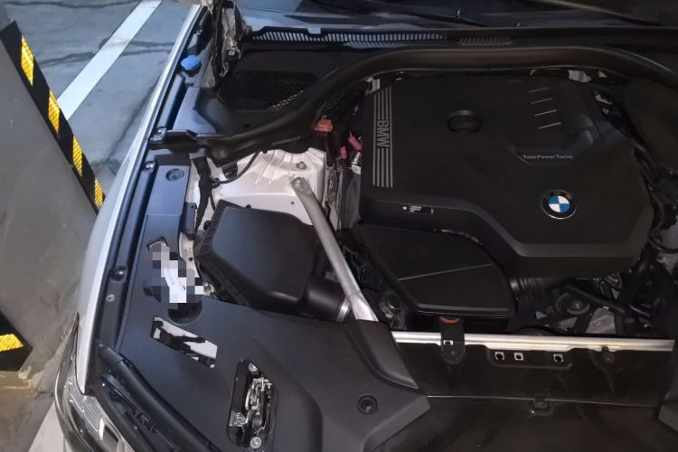Used BMW 5 Series 2021 530Li Leading Luxury Package Engine Bay Right