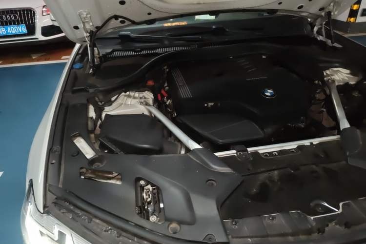Used BMW 5 Series 2021 530Li Leading Luxury Package Engine Bay Right