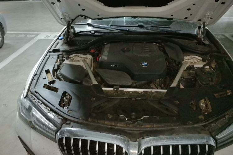 Used BMW 5 Series 2021 530Li Luxury Edition M Sport Package Engine Bay Right