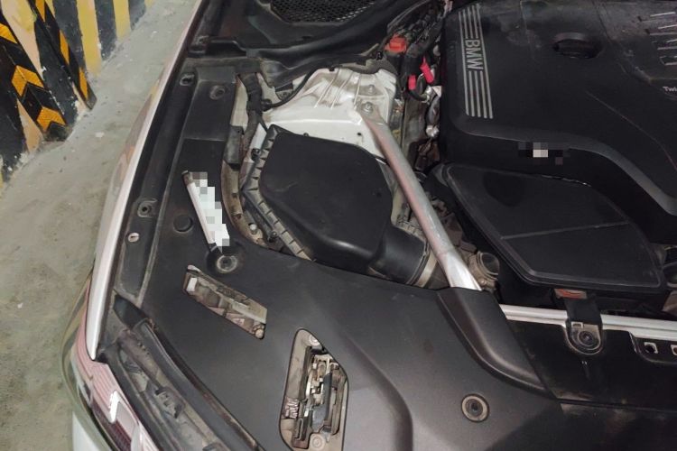 Used BMW 5 Series 2021 525Li M Sport Package Engine Bay Right