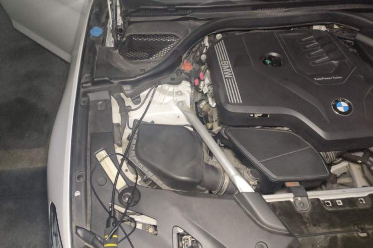 Used BMW 5 Series 2021 530Li Leading Model M Sport Package Engine Bay Right