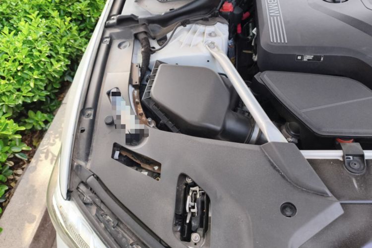 Used BMW 5 Series 2021 530Li Leading Model M Sport Package Engine Bay Right