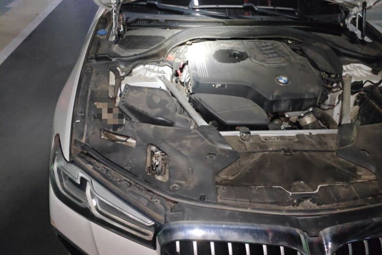 Used BMW 5 Series 2021 Facelifted 525Li M Sport Package Engine Bay Right