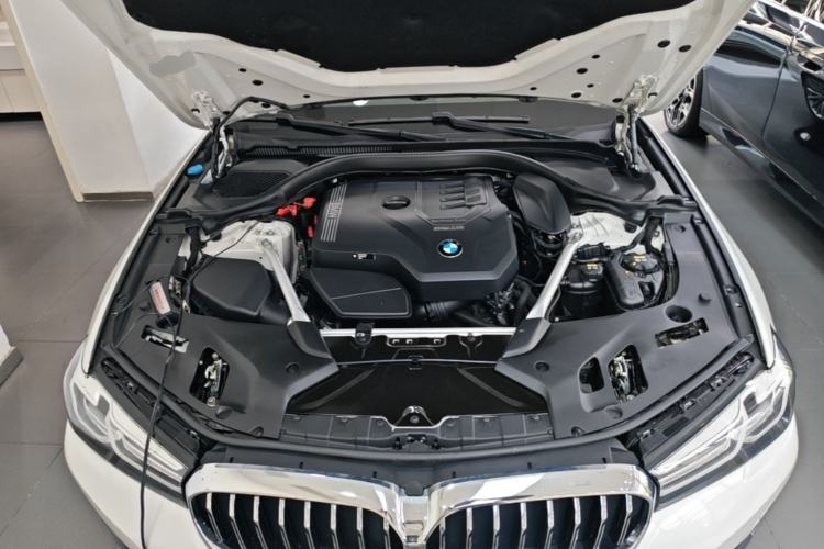 Used BMW 5 Series 2021 530Li Luxury Edition Premium Package Engine Bay