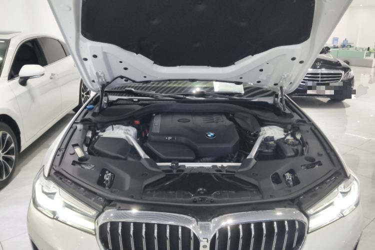 Used BMW 5 Series 2021 Updated 530Li Luxury Package Premium Edition Engine Bay