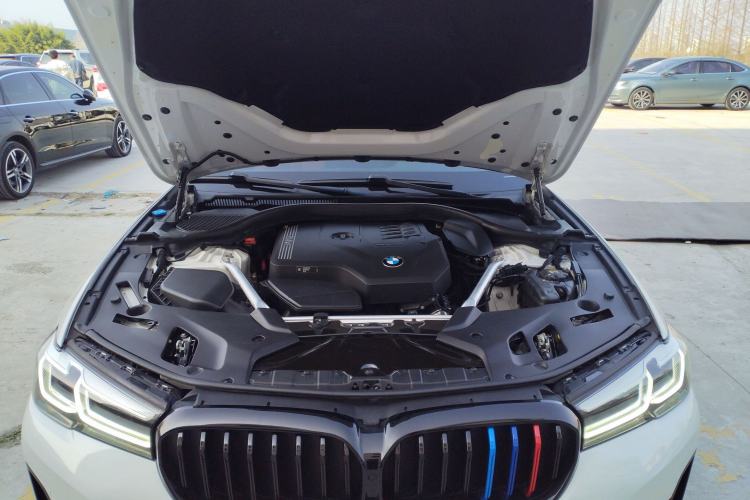 Used BMW 5 Series 2021 525Li Luxury Package Engine Bay