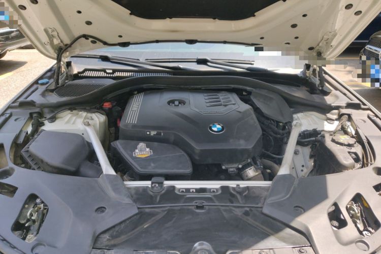 Used BMW 5 Series 2021 525Li M Sport Package Engine Bay