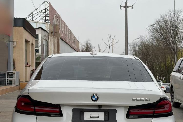 Used BMW 5 Series 2021 525Li M Sport Package Exterior 1